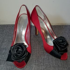 Michaelangelo satin heels